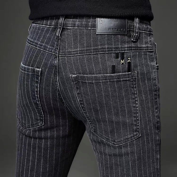 Celana Jeans Bergaris 2025 Pri - Streetwear Brand Denim ulasan dan harga